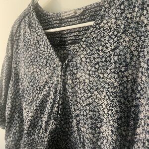 Abercrombie & Fitch Navy Floral Blouse